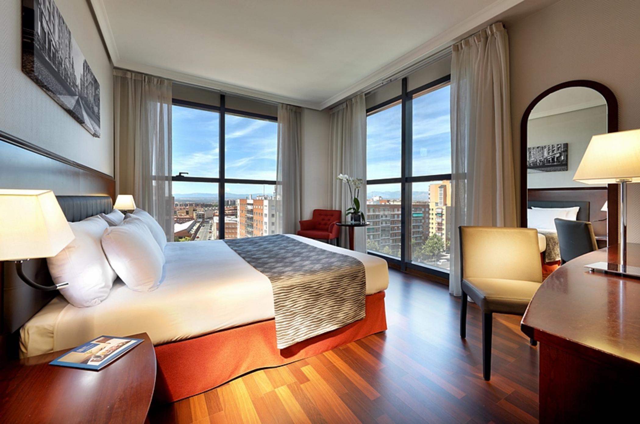 Hotel Crisol Vía Castellana Madrid Exterior foto