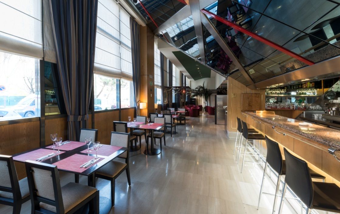 Hotel Crisol Vía Castellana Madrid Restaurante foto