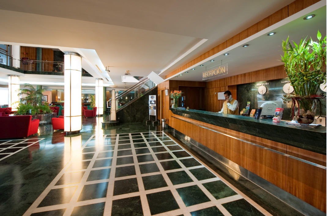 Hotel Crisol Vía Castellana Madrid Exterior foto